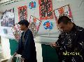 Japán sátortól többet vártam. Büszkén mutogatták kéeiket. Itt az én szórólapomon ámul...